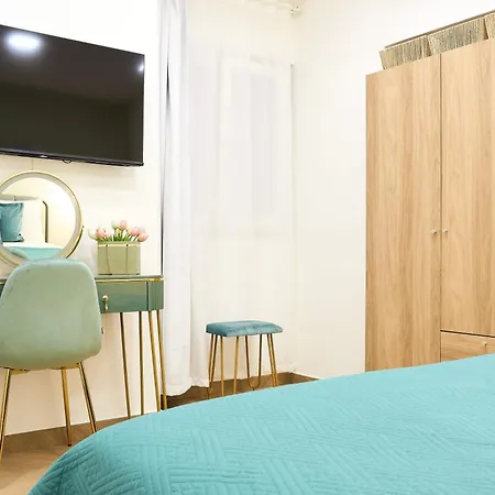 Zemra Room&apartment Πομπηία