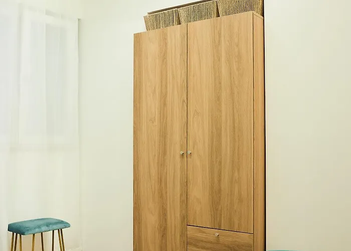 Zemra Room&apartment Πανσιόν 3*