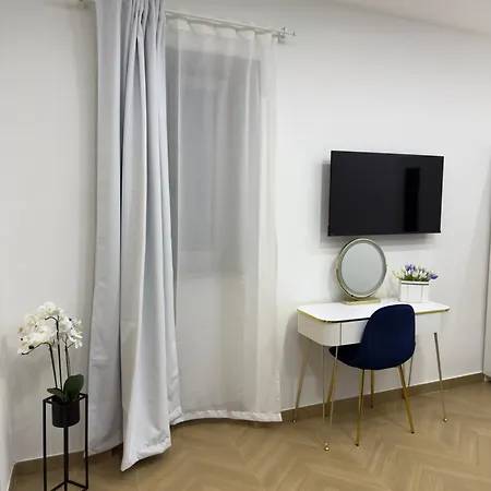 Zemra Room&apartment Guest house