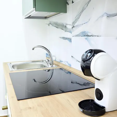 Zemra Room&apartment Guest house Pompei