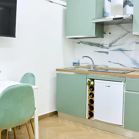 Guest house Zemra Room&apartment 3*